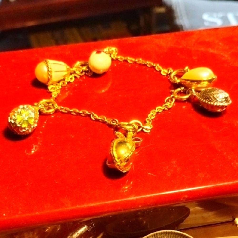 Joan Rivers Egg Charms Bracelet